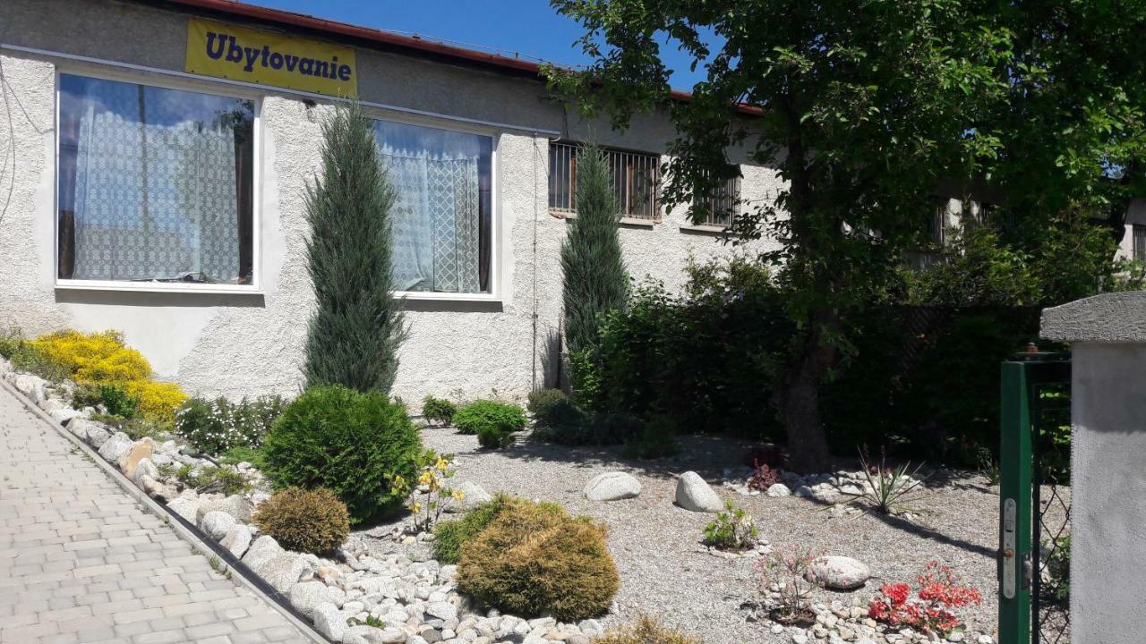 Apartman Yvet Sucany Buitenkant foto