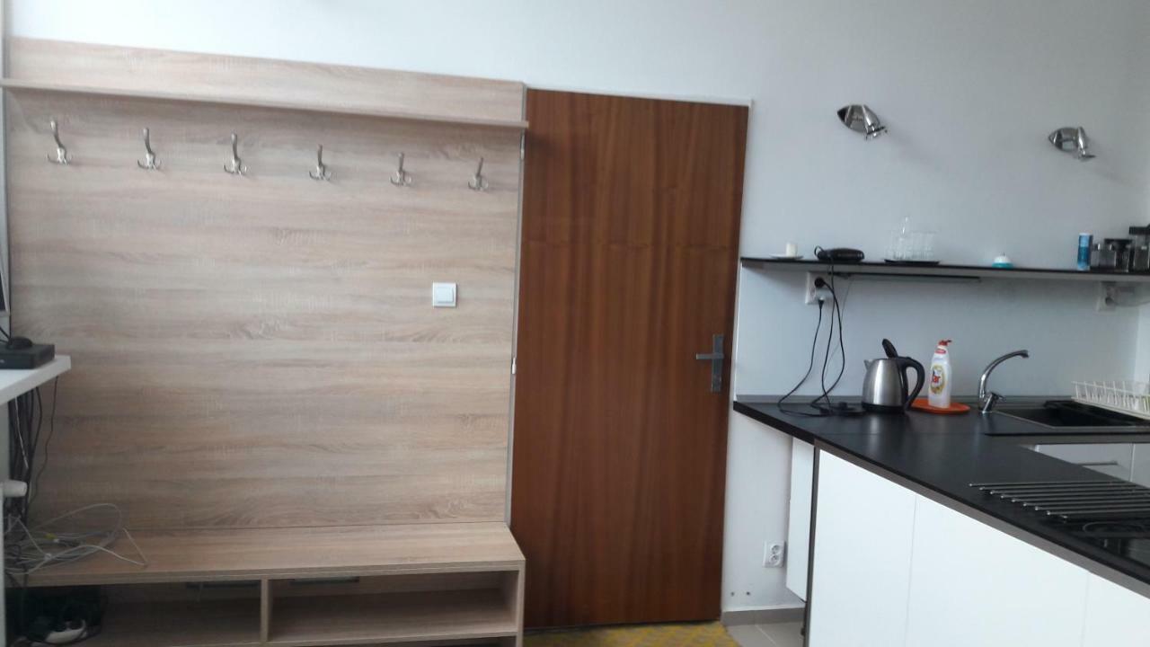 Apartman Yvet Sucany Buitenkant foto